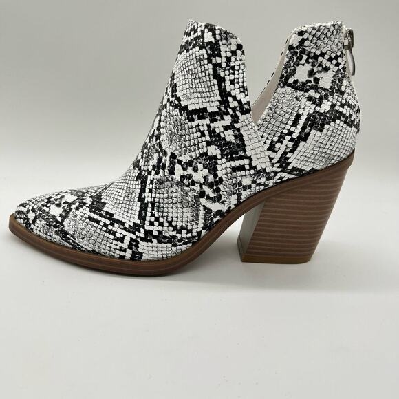 Mysoft Boots Womens 8 Black White Slip on‎ Cutout Mid Heel Booties Western NEW - Picture 2 of 9
